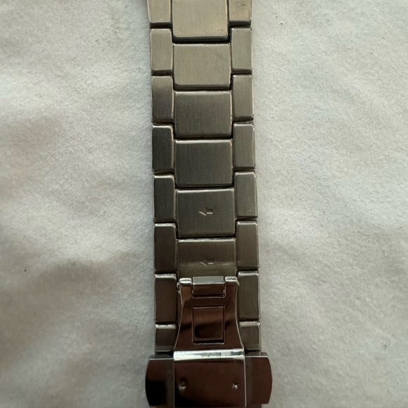 Stainless steel 70mm Apple Watch band - Picture 7 of 11